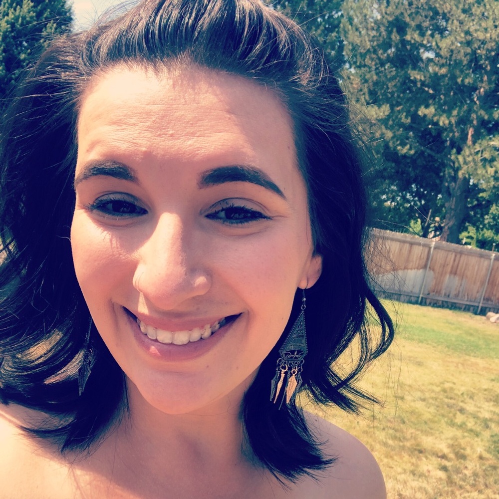 Meet your Posher, Sabrina